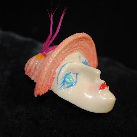 Vintage 1960s Celluloid Flapper Woman Brooch - Picture 3 of 7